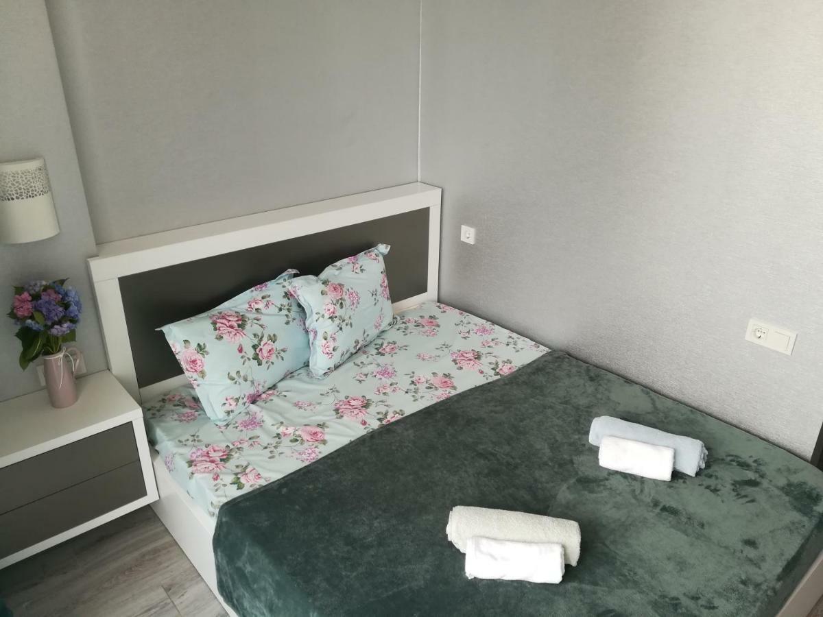 Apartament In Real Pealce In Batumi Exterior photo